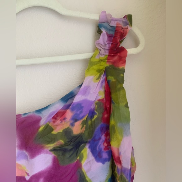 Bebe Floral One Shoulder Blouse - Picture 2 of 6